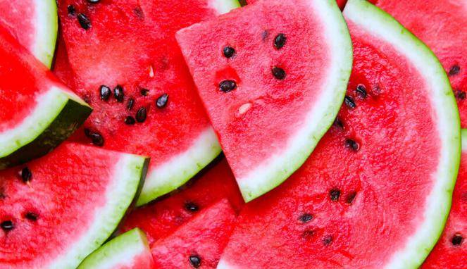 manfaat-konsumsi-semangka-dan-juga-buah-lainya-untuk-menyehatkan-kulit
